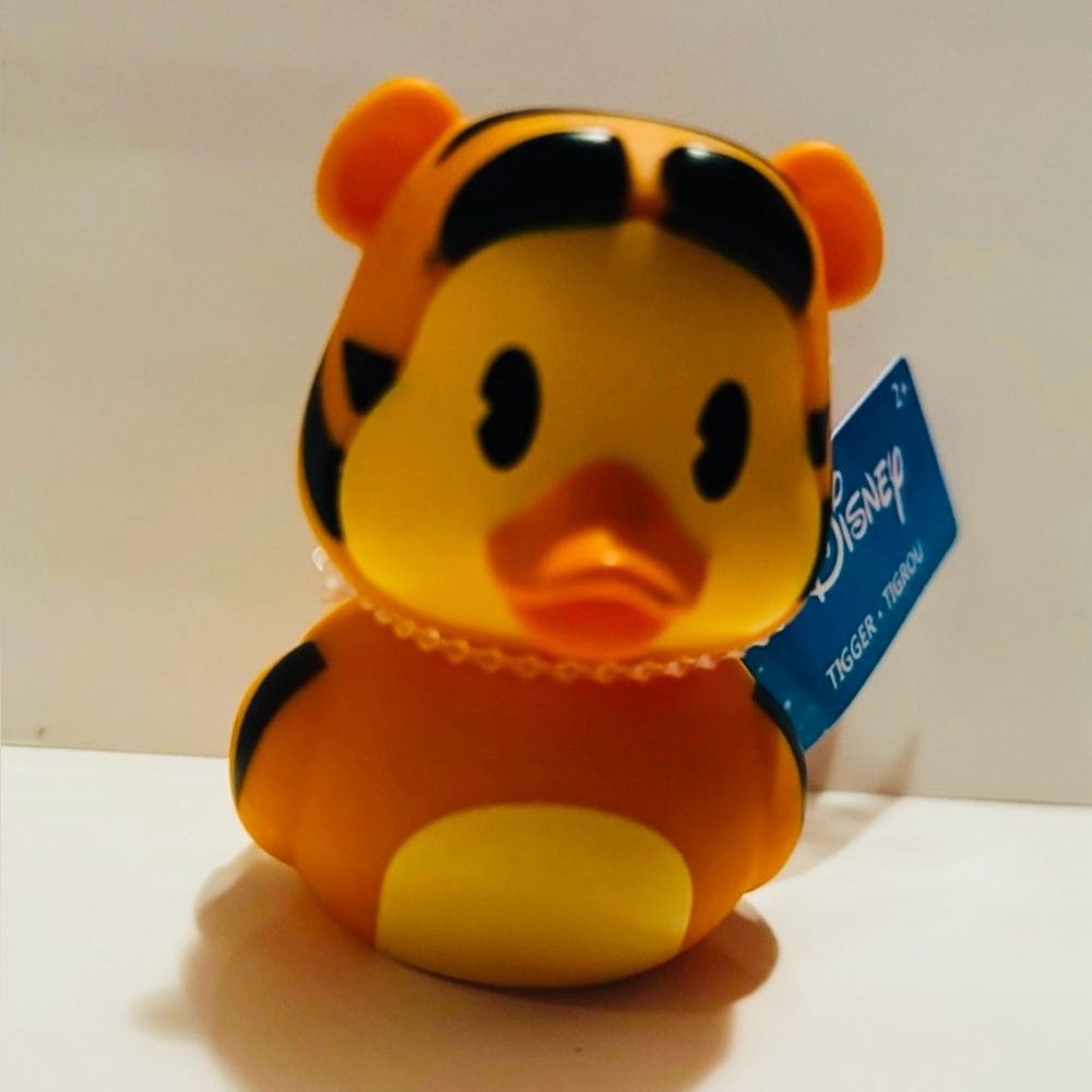 NEW!!! Original Disney’s Winnie The Pooh Tigger Rubber Duck (NWT)